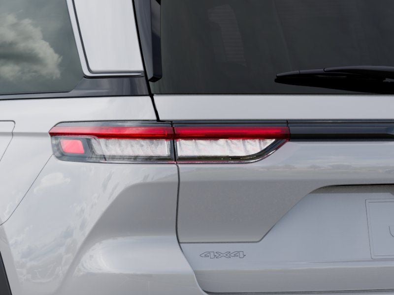 2026 Jeep Grand Cherokee Base