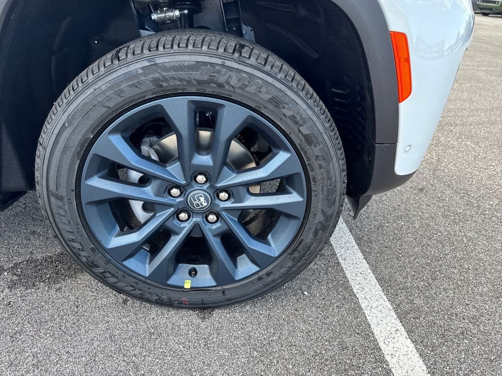 2026 Jeep Grand Cherokee Base