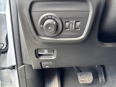 2026 Jeep Grand Cherokee Base