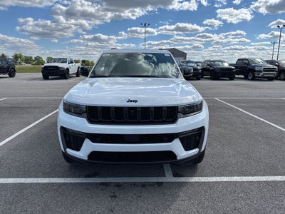 2026 Jeep Grand Cherokee Base