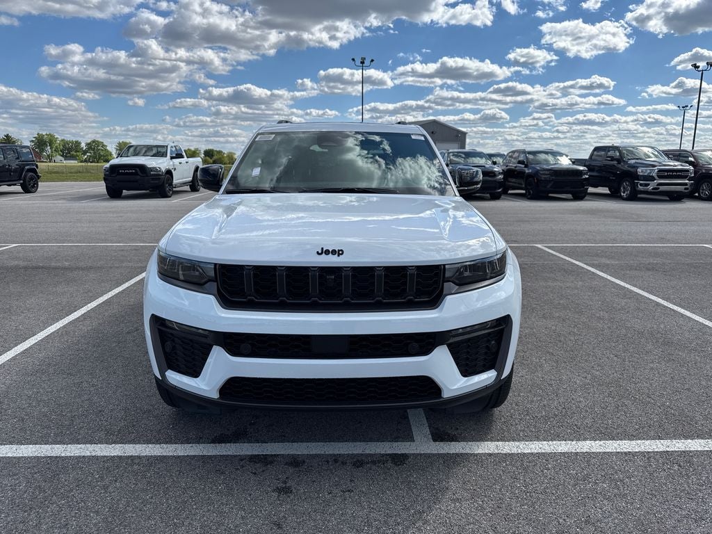 2026 Jeep Grand Cherokee Base