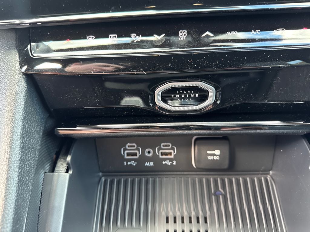 2026 Jeep Grand Cherokee Base