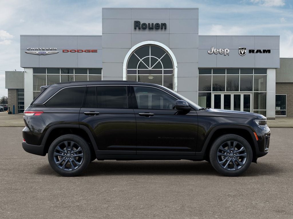 2026 Jeep Grand Cherokee Base