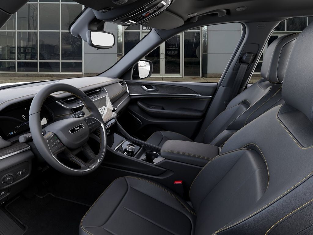2026 Jeep Grand Cherokee Base