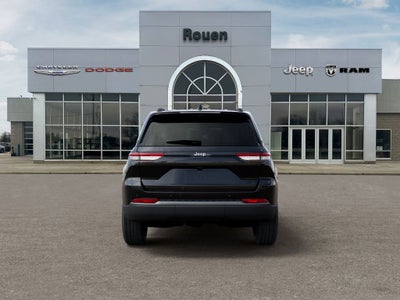 2026 Jeep Grand Cherokee Base