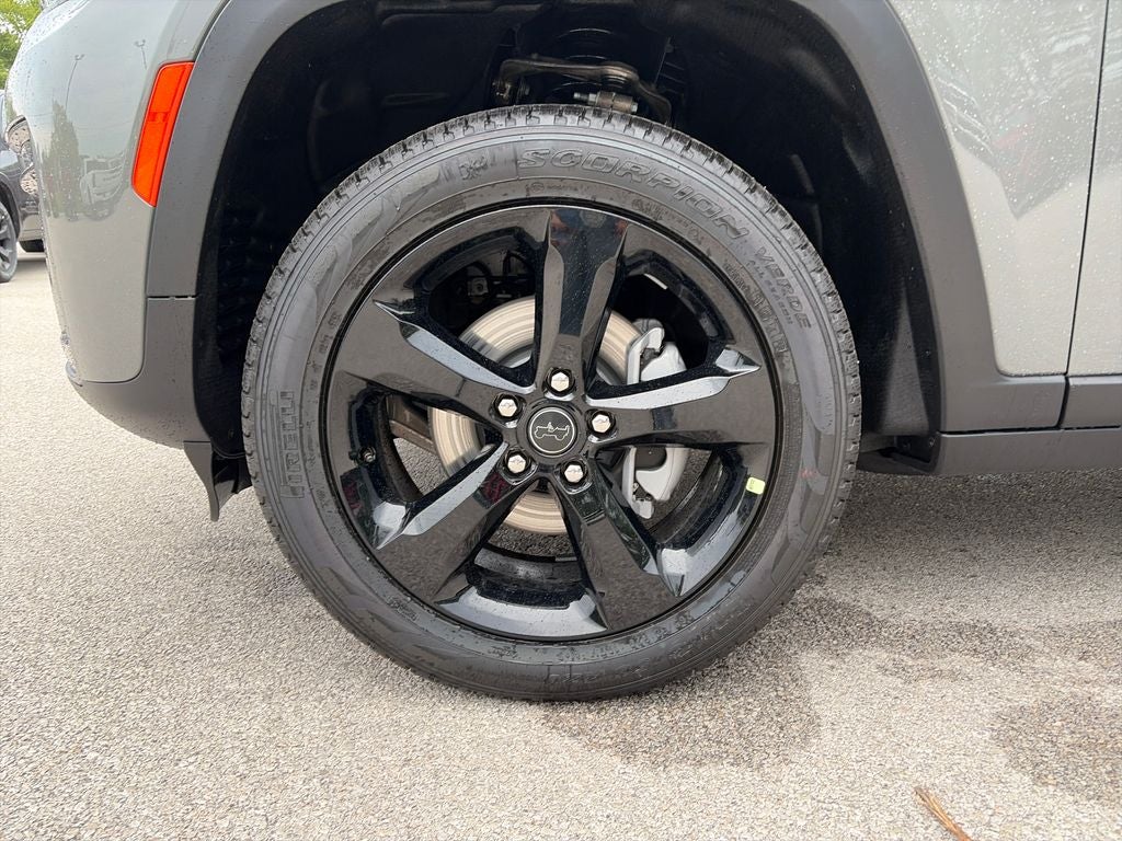 2027 Jeep Grand Cherokee Limited Reserve