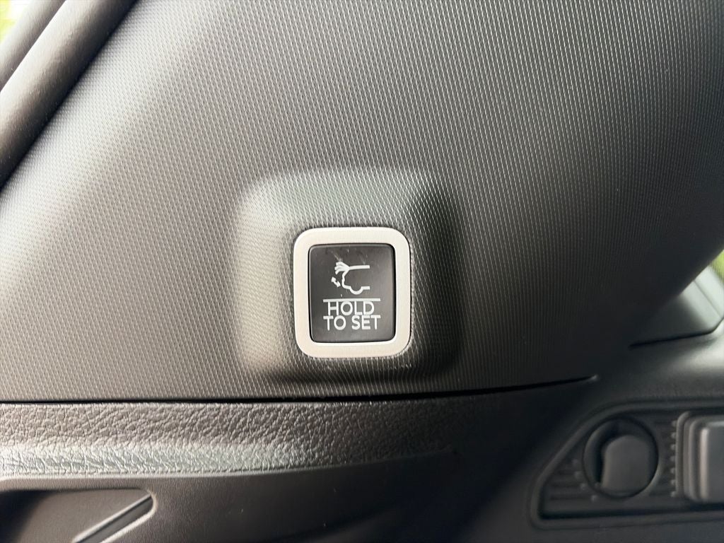 2027 Jeep Grand Cherokee Limited Reserve
