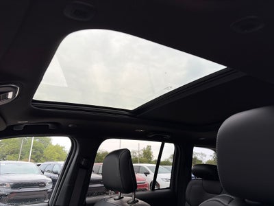 2027 Jeep Grand Cherokee Limited Reserve