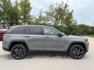 2027 Jeep Grand Cherokee Limited Reserve