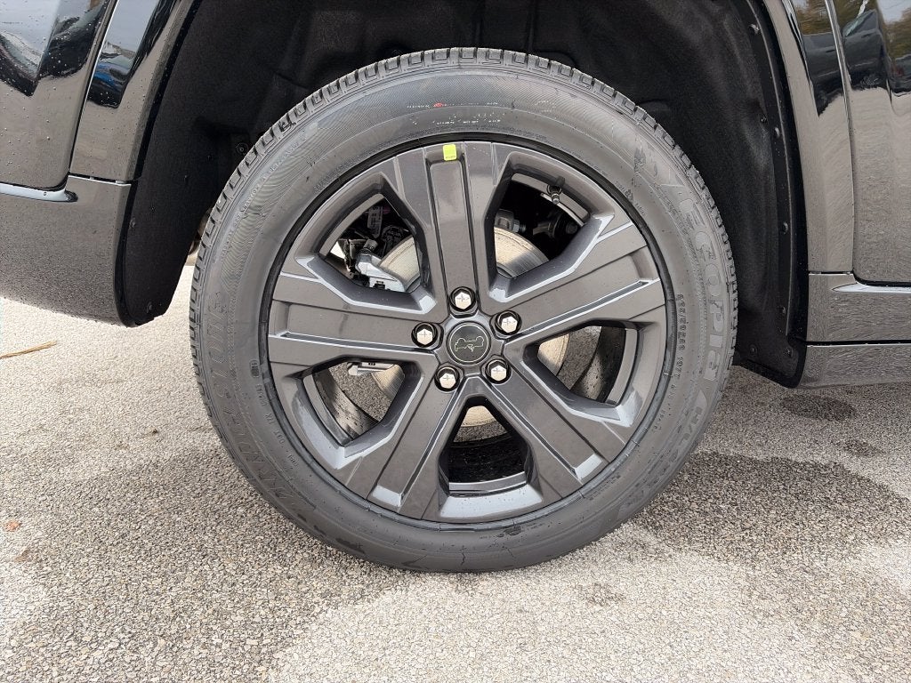 2027 Jeep Grand Cherokee Limited Reserve