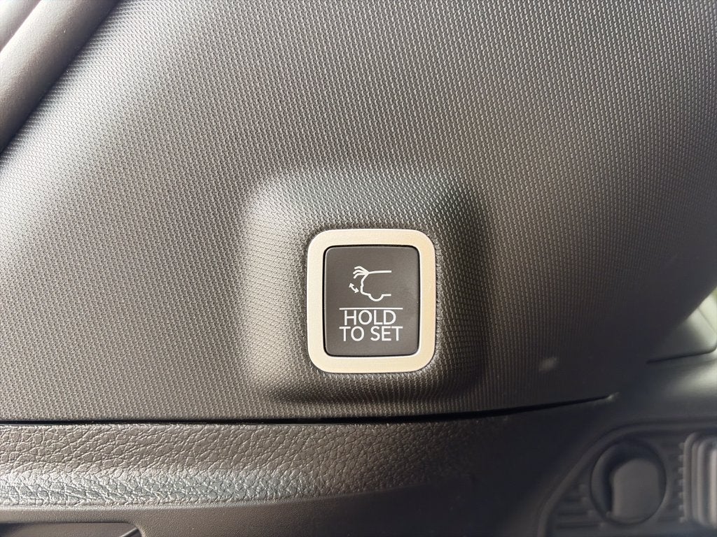 2027 Jeep Grand Cherokee Limited Reserve