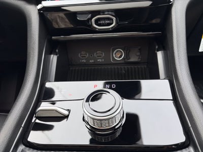 2027 Jeep Grand Cherokee Limited Reserve