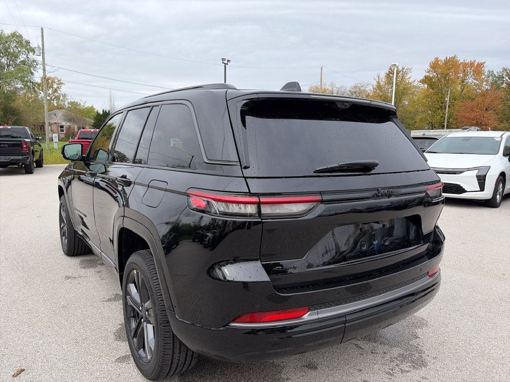 2027 Jeep Grand Cherokee Limited Reserve