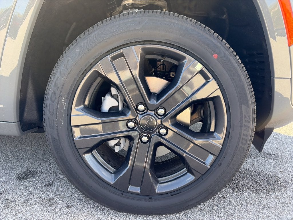 2027 Jeep Grand Cherokee Limited Reserve