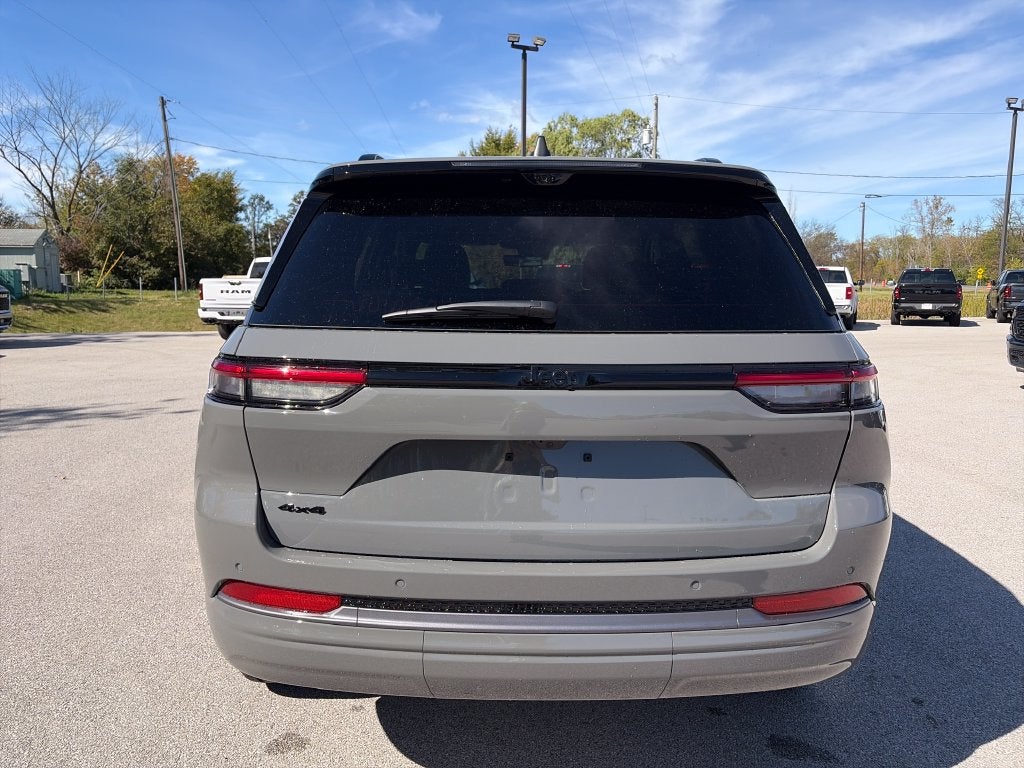 2027 Jeep Grand Cherokee Limited Reserve