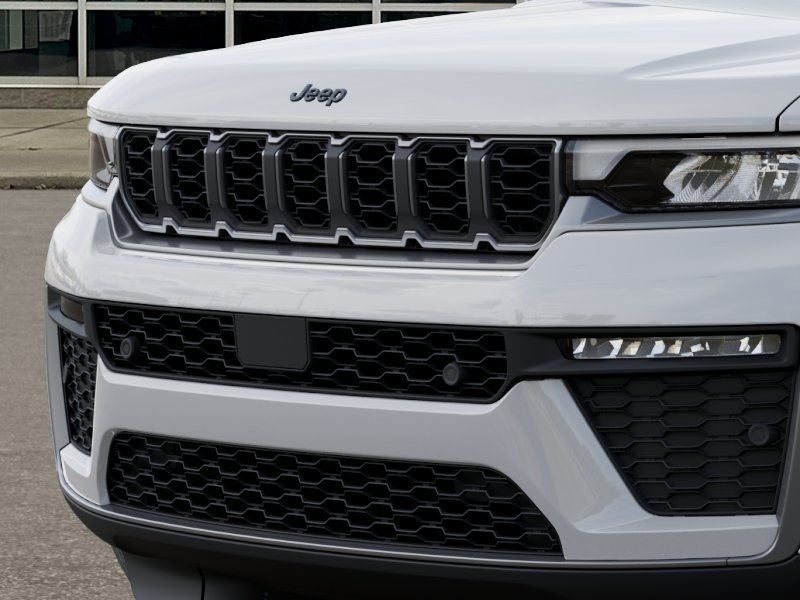 2026 Jeep Grand Cherokee Base