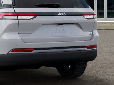 2026 Jeep Grand Cherokee Base