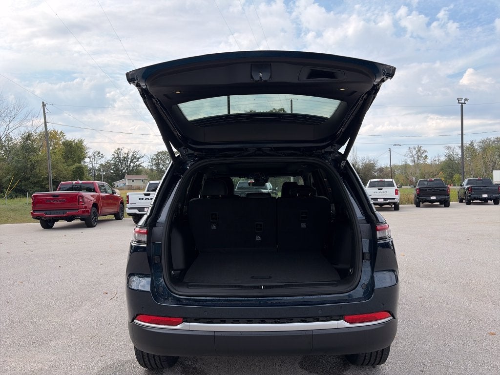 2027 Jeep Grand Cherokee Limited