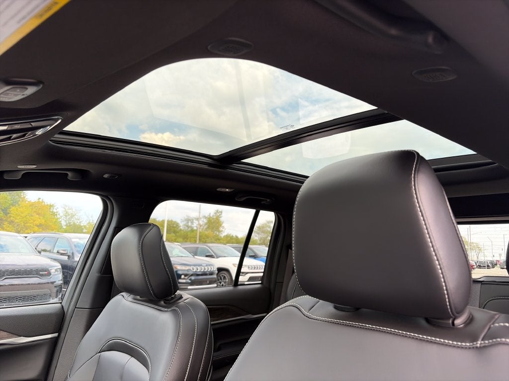 2027 Jeep Grand Cherokee Limited