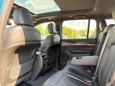 2027 Jeep Grand Cherokee Limited