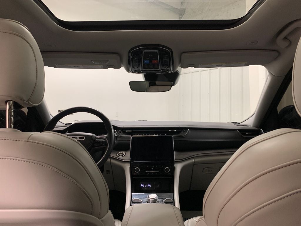 2022 Jeep Grand Cherokee Overland