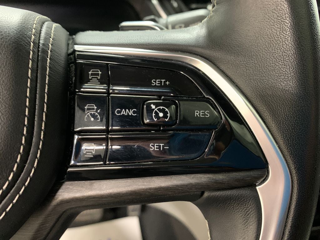 2022 Jeep Grand Cherokee Overland