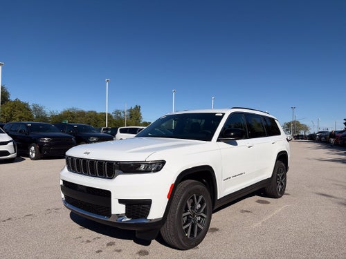 2027 Jeep Grand Cherokee L Laredo