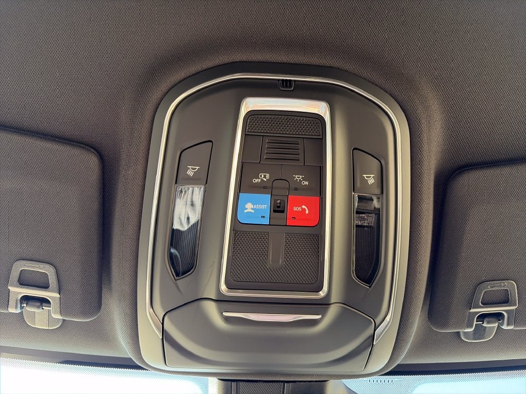 2027 Jeep Grand Cherokee L Laredo