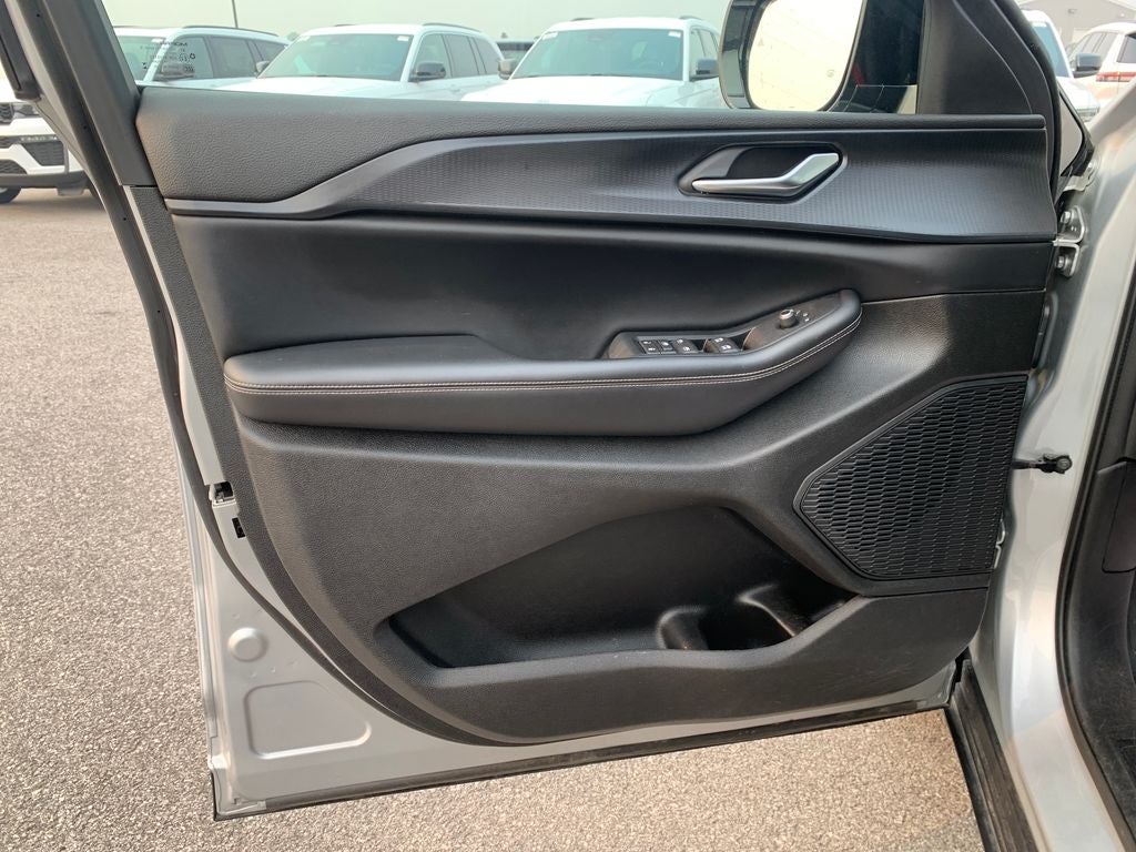 2023 Jeep Grand Cherokee L Altitude X