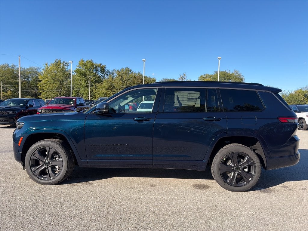 2027 Jeep Grand Cherokee L Limited Reserve