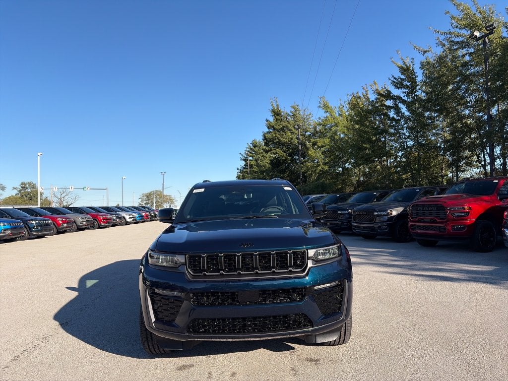 2027 Jeep Grand Cherokee L Limited Reserve