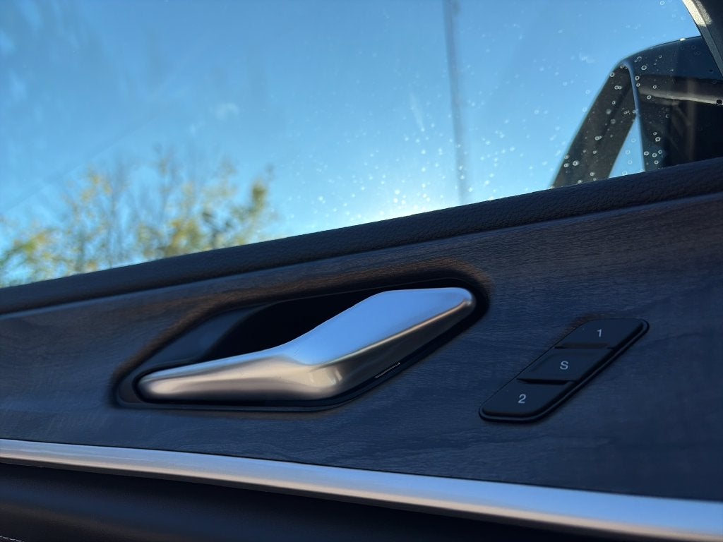 2027 Jeep Grand Cherokee L Limited Reserve