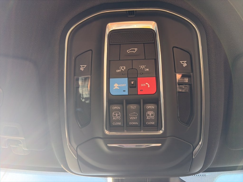 2027 Jeep Grand Cherokee L Limited Reserve