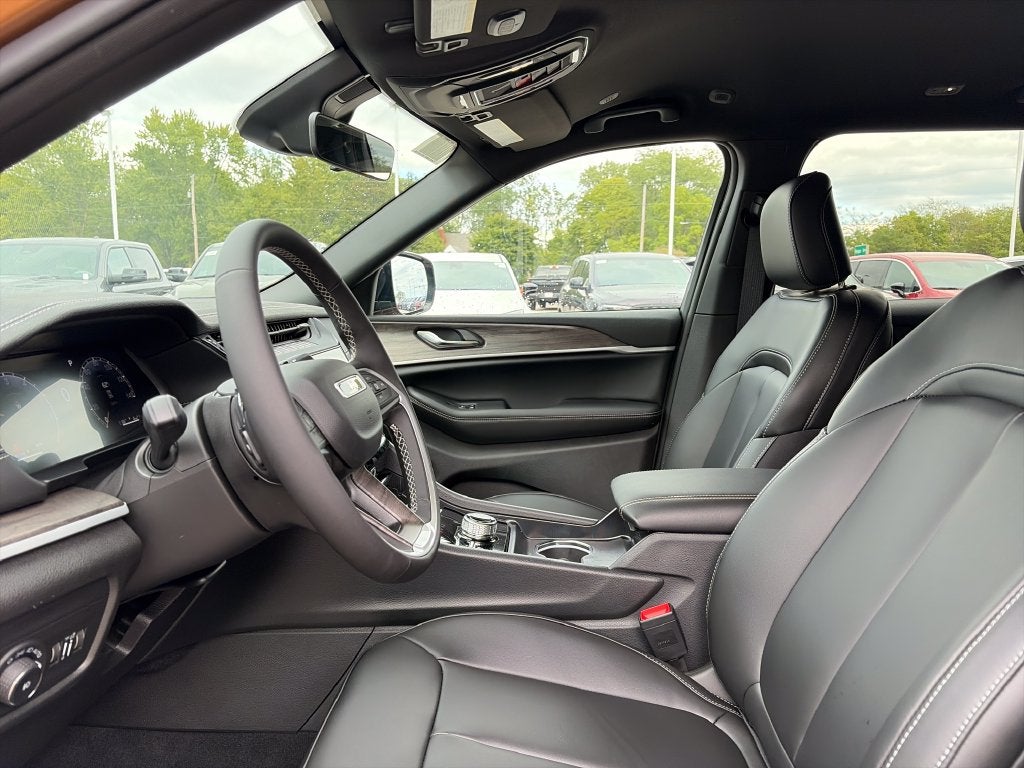2027 Jeep Grand Cherokee L Limited