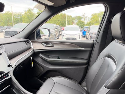 2027 Jeep Grand Cherokee L Limited
