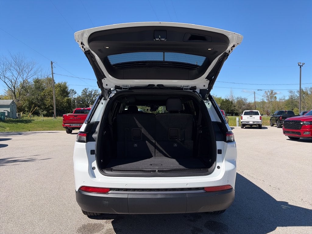 2027 Jeep Grand Cherokee L Limited