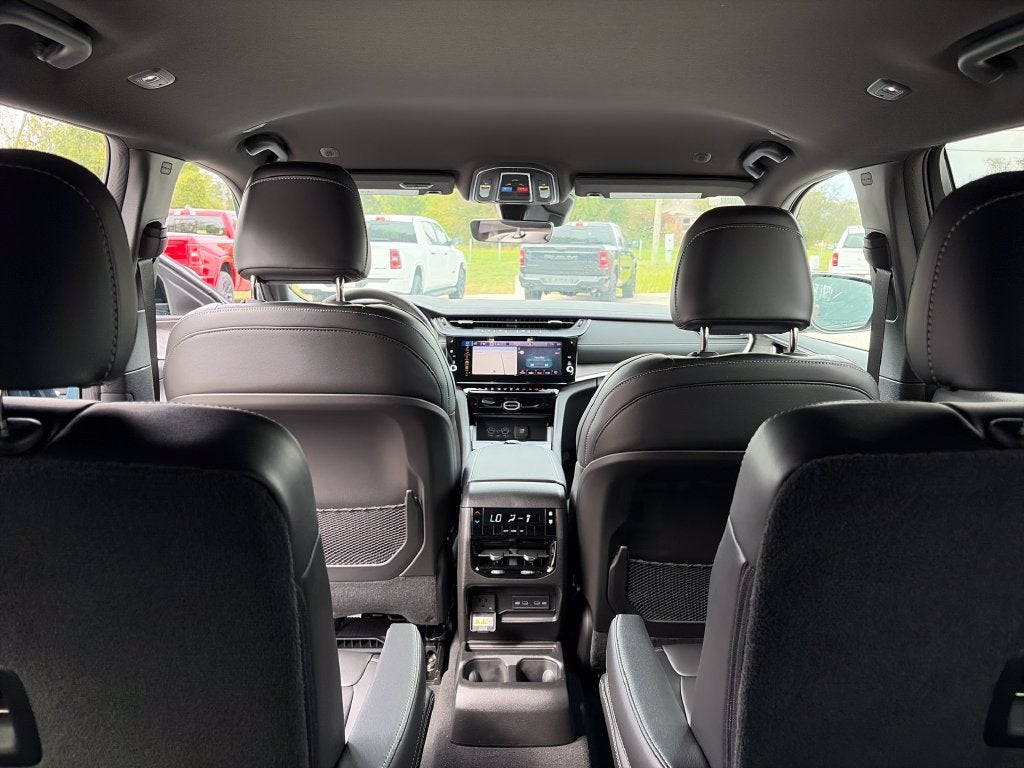 2027 Jeep Grand Cherokee L Limited