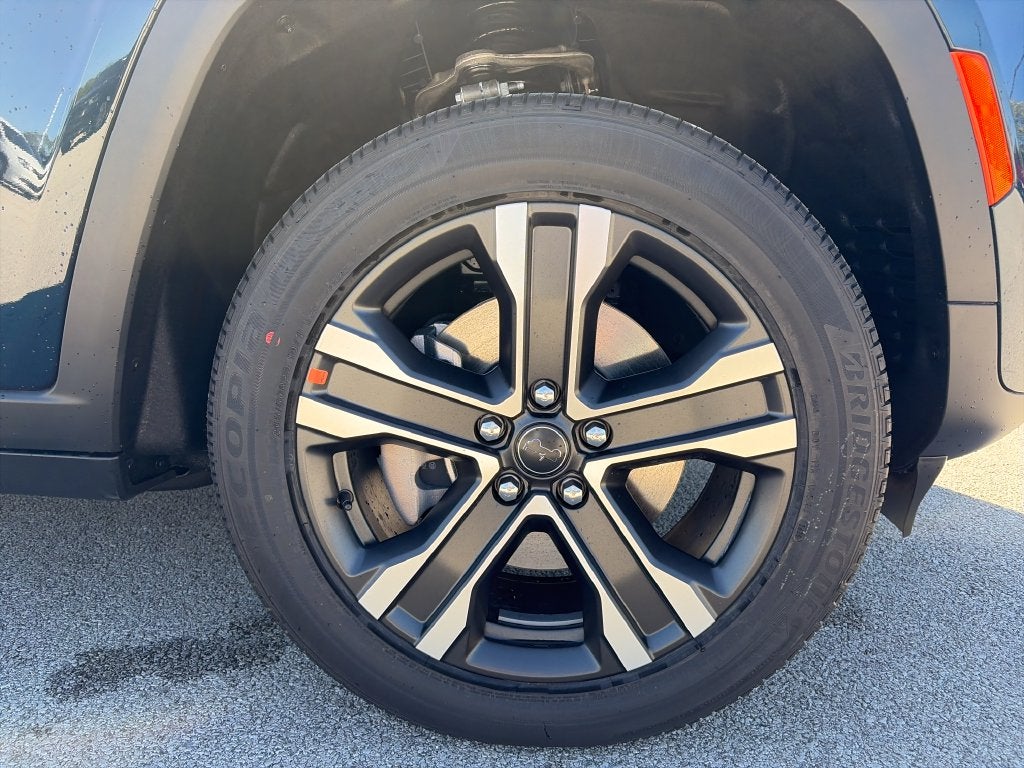 2027 Jeep Grand Cherokee L Limited