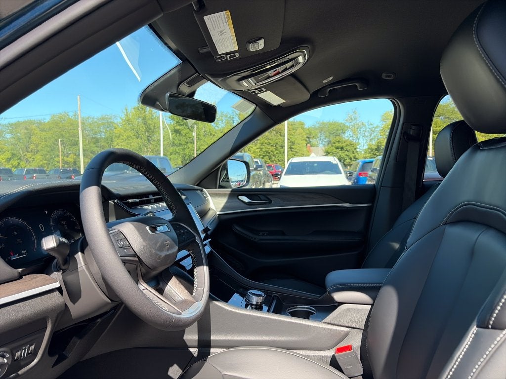 2027 Jeep Grand Cherokee L Limited