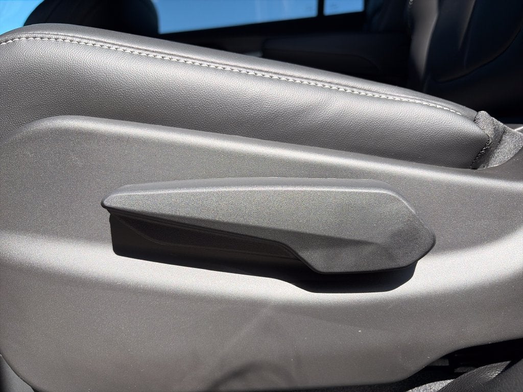 2027 Jeep Grand Cherokee L Limited