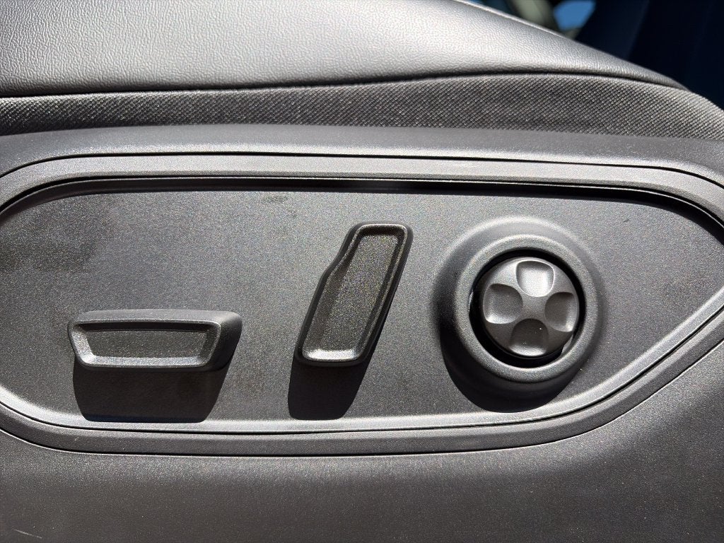 2027 Jeep Grand Cherokee L Limited