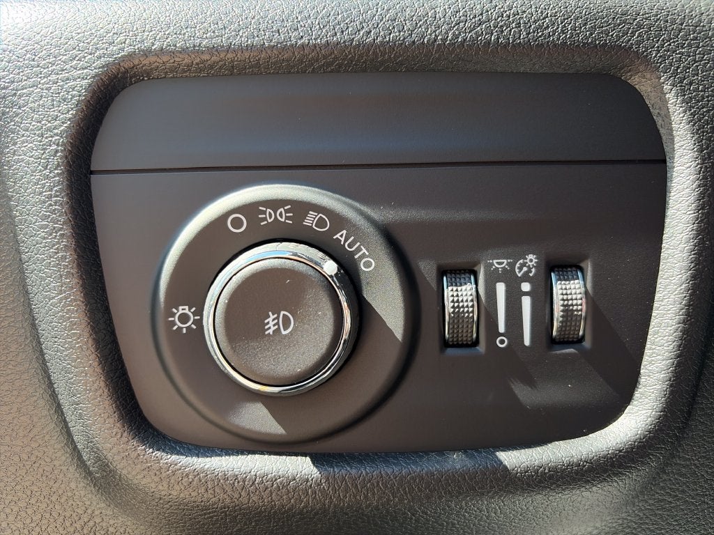2027 Jeep Grand Cherokee L Limited
