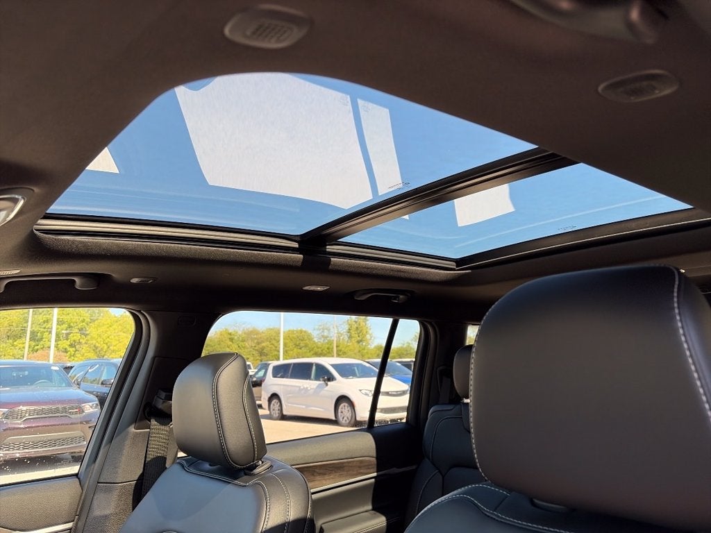 2027 Jeep Grand Cherokee L Limited