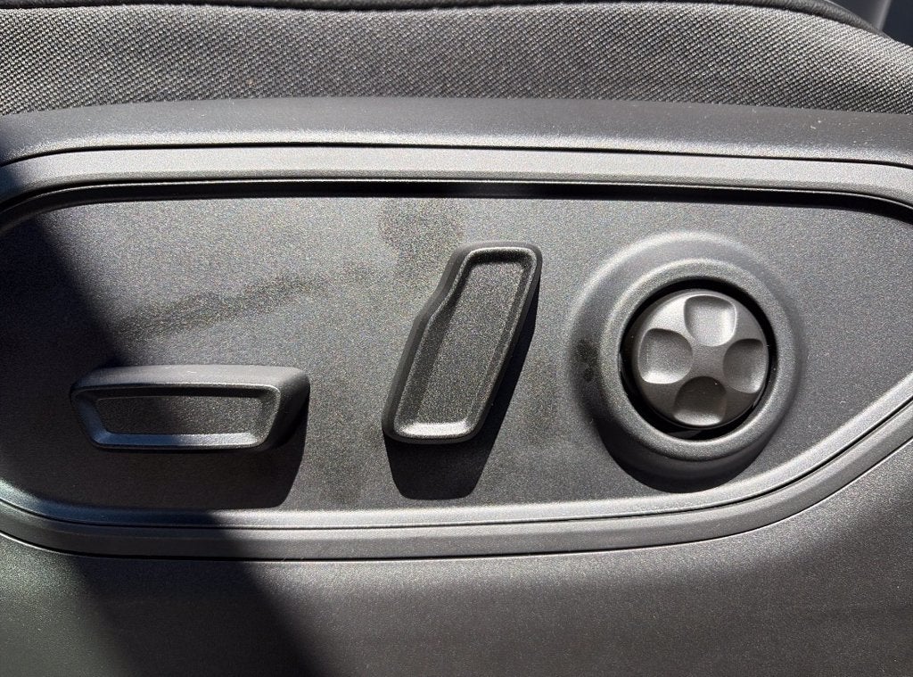 2027 Jeep Grand Cherokee L Limited