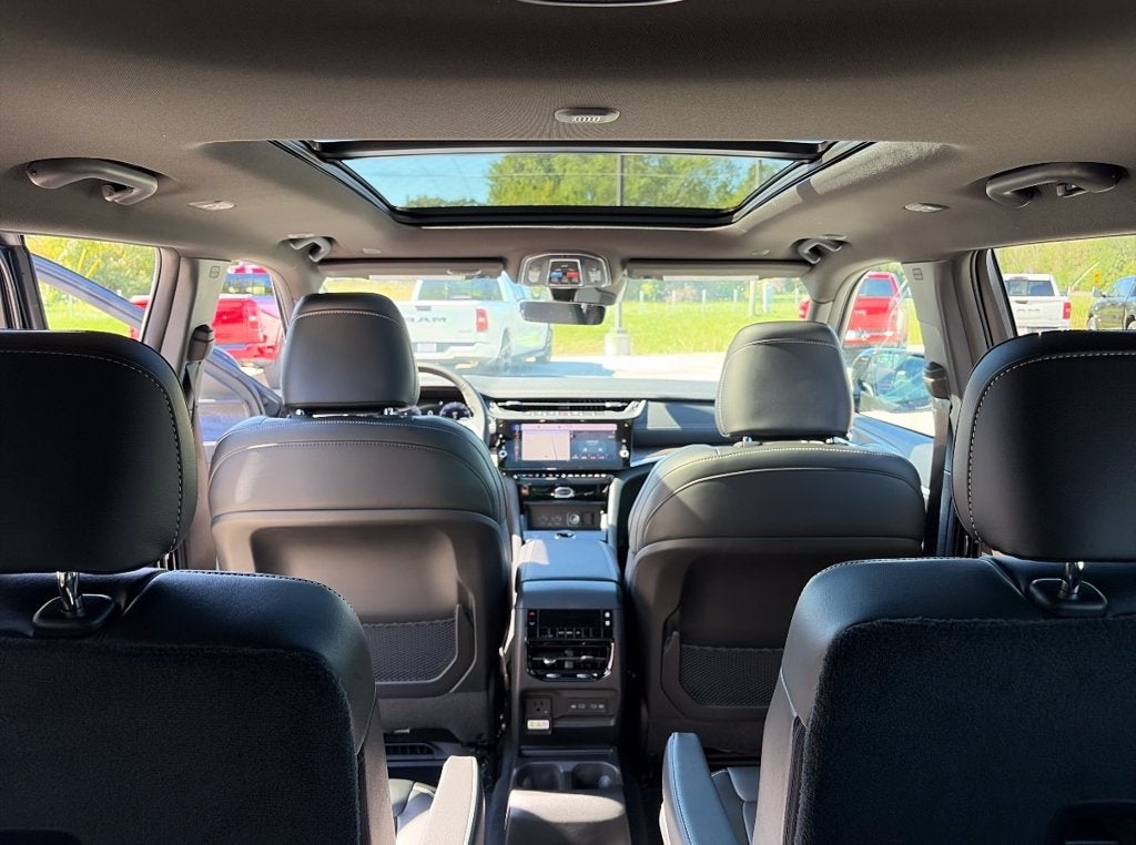 2027 Jeep Grand Cherokee L Limited