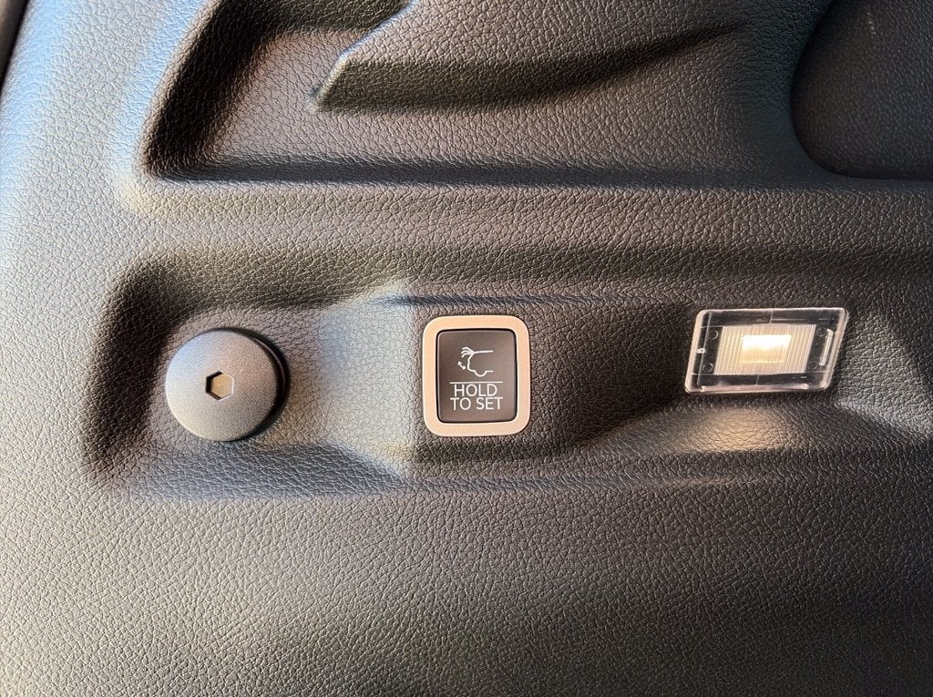 2027 Jeep Grand Cherokee L Limited