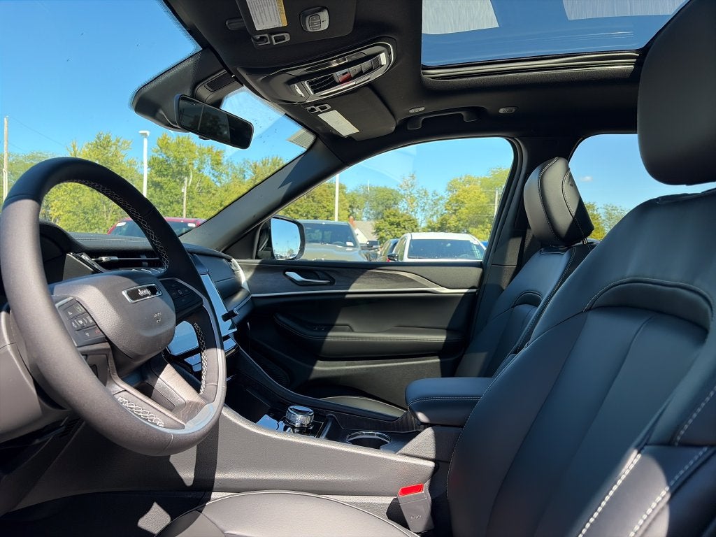 2027 Jeep Grand Cherokee L Limited