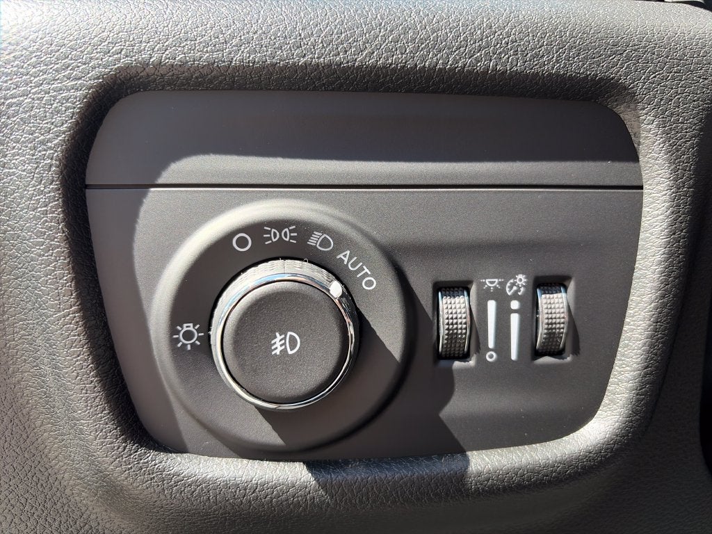 2027 Jeep Grand Cherokee L Limited
