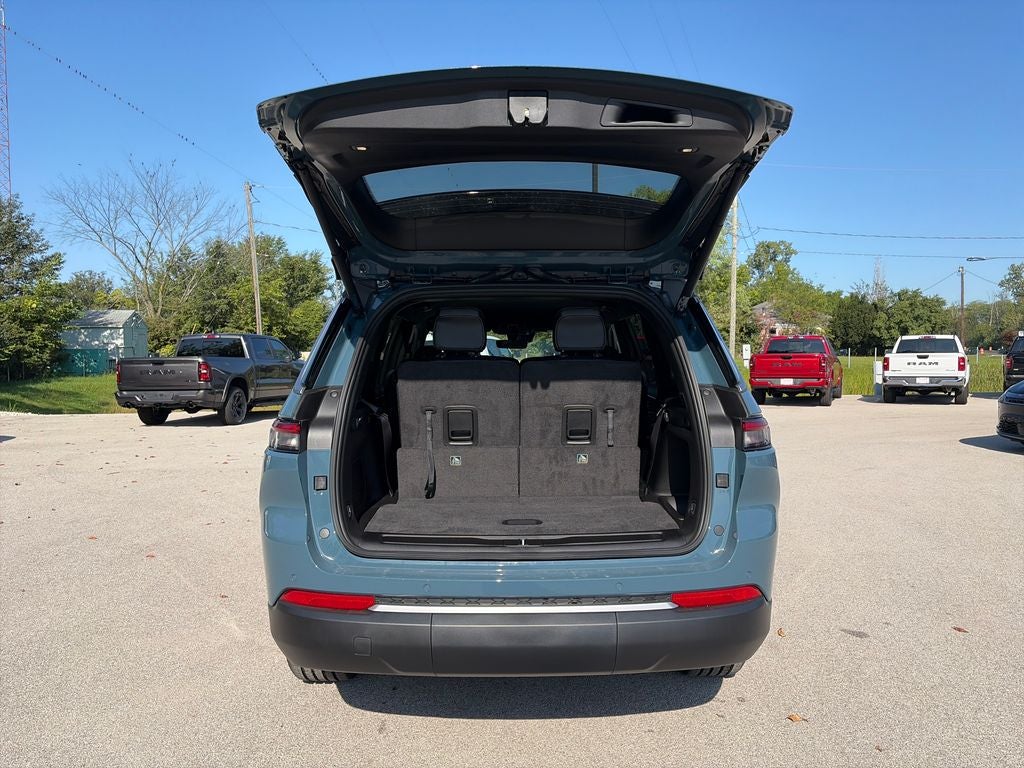 2027 Jeep Grand Cherokee L Limited