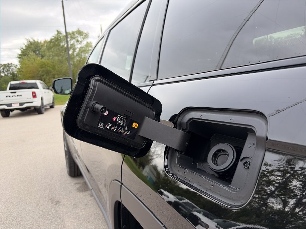 2027 Jeep Grand Cherokee L Limited